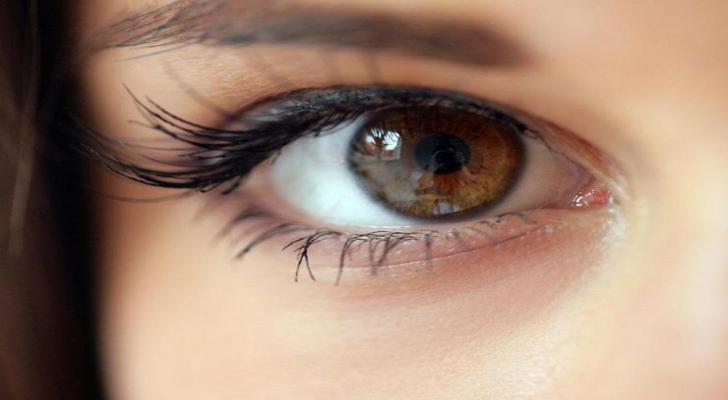 نصائح للحفاظ على العيون في فصل الصيف